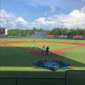 Meet your Posher, Blake